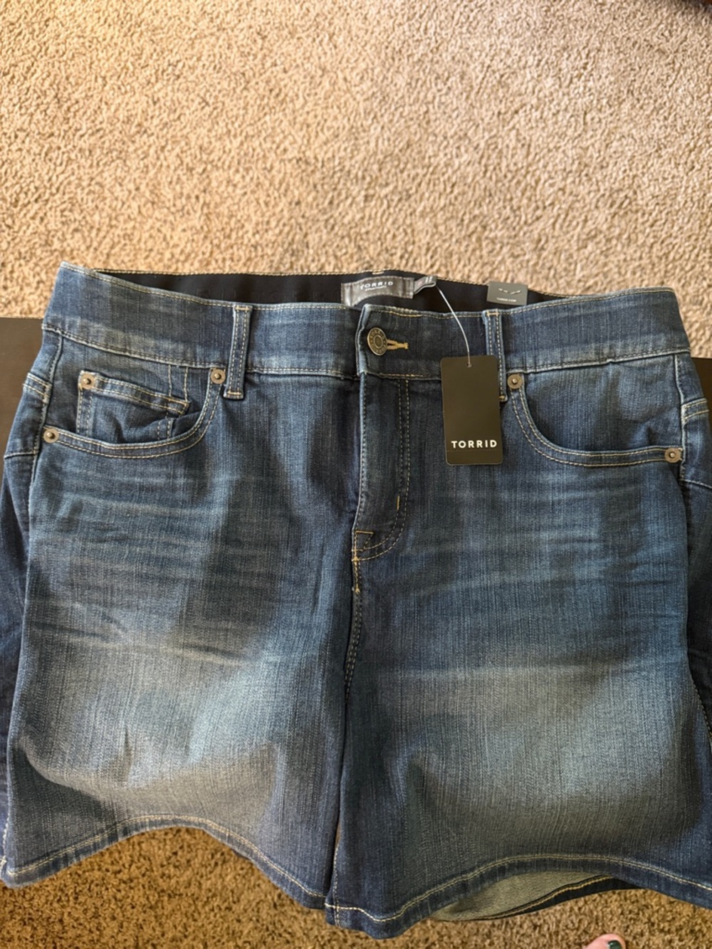 Torrid Medium Wash Denim Shorts - NEW